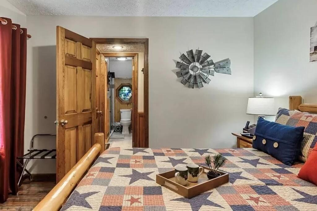Beary Peaceful Smokies Retreat: Hot-Tub & Pools Villa Pigeon Forge Luaran gambar
