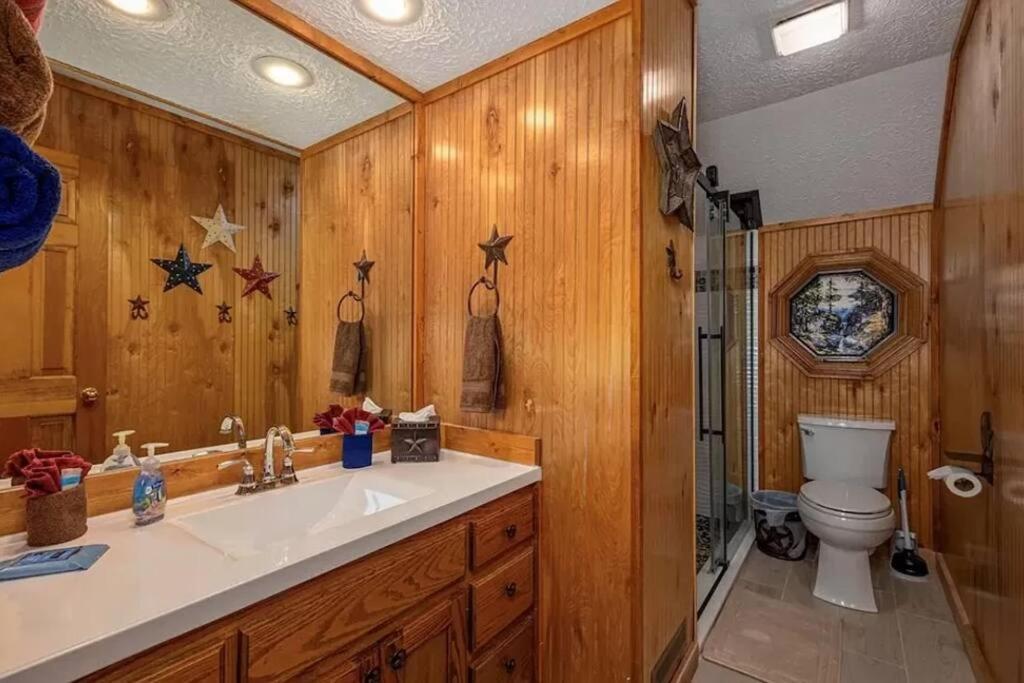 Beary Peaceful Smokies Retreat: Hot-Tub & Pools Villa Pigeon Forge Luaran gambar