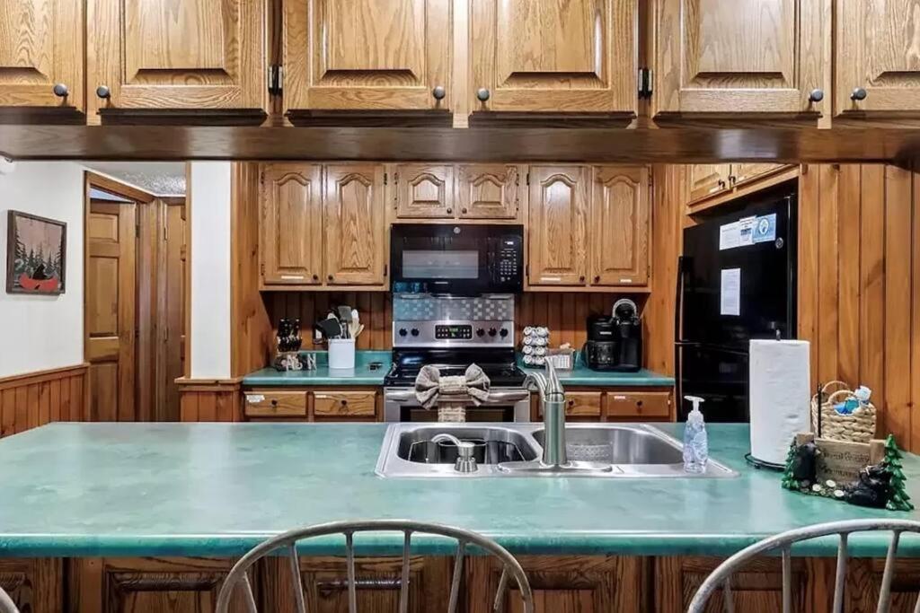 Beary Peaceful Smokies Retreat: Hot-Tub & Pools Villa Pigeon Forge Luaran gambar