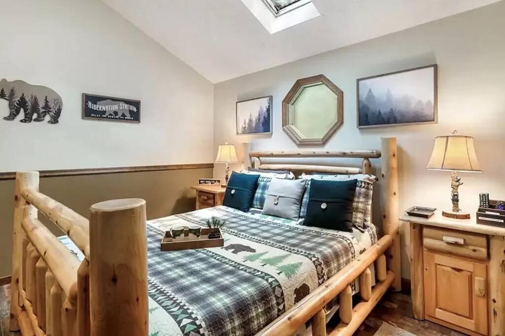 Beary Peaceful Smokies Retreat: Hot-Tub & Pools Villa Pigeon Forge Luaran gambar