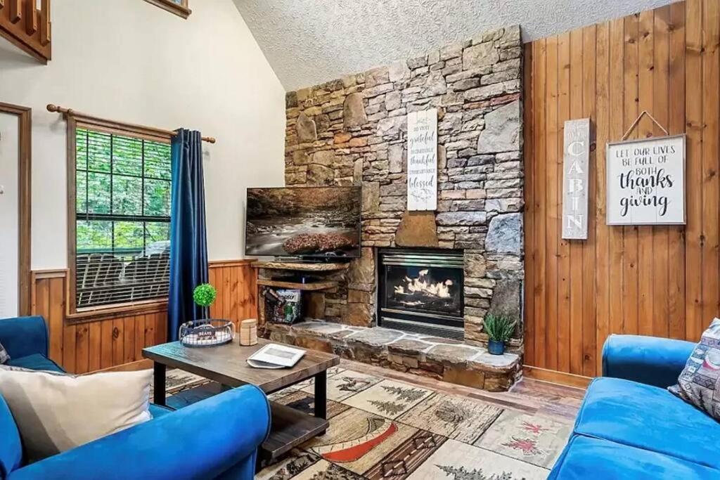 Beary Peaceful Smokies Retreat: Hot-Tub & Pools Villa Pigeon Forge Luaran gambar