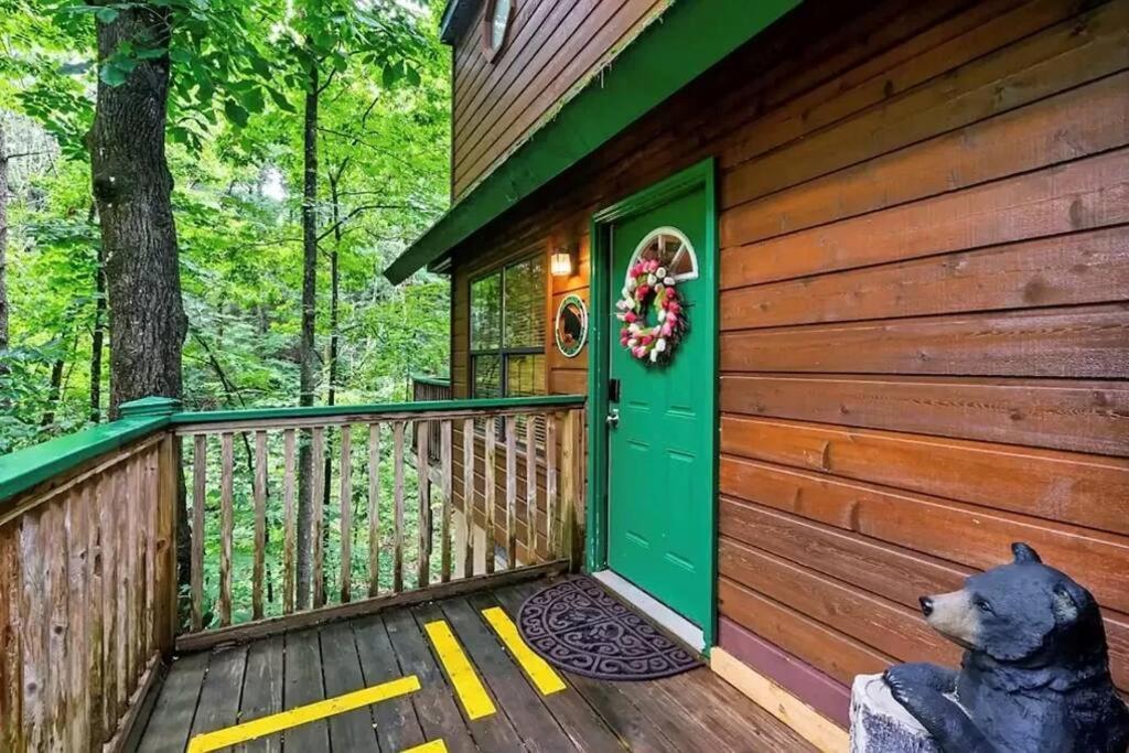 Beary Peaceful Smokies Retreat: Hot-Tub & Pools Villa Pigeon Forge Luaran gambar